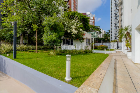 Image 31 - 1031790