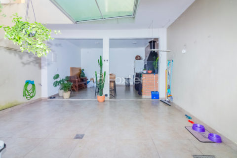 Image 38 - 1031796