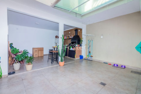 Image 37 - 1031796