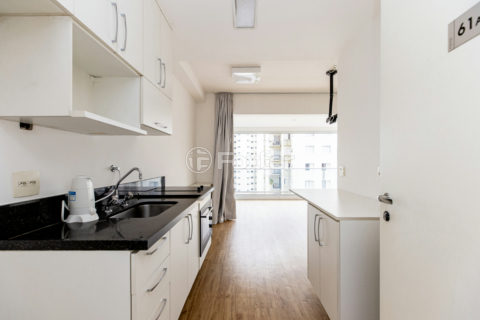 Image 7 - 1031797