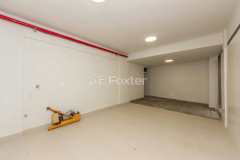 Image 21 - 1031798