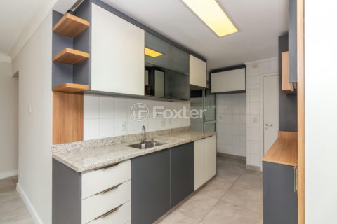 Image 7 - 1031815