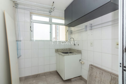 Image 11 - 1031815
