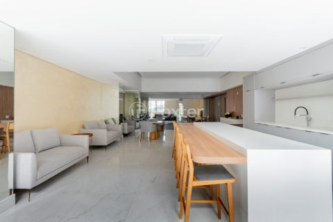 Image 31 - 1031826
