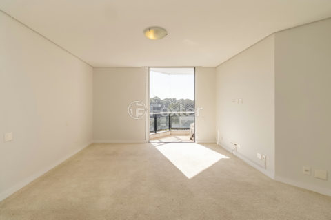 Image 30 - 1031832