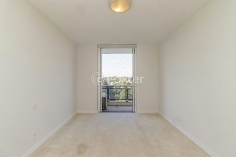 Image 35 - 1031832