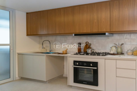 Image 3 - 1031842