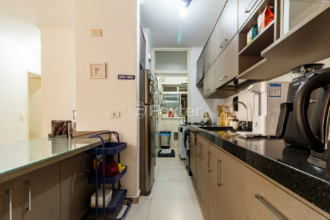 Image 9 - 1031843