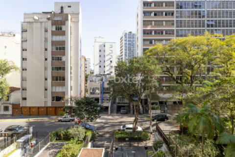 Image 32 - 1031844