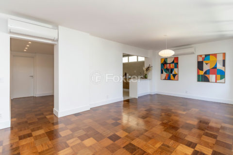Image 34 - 1031844