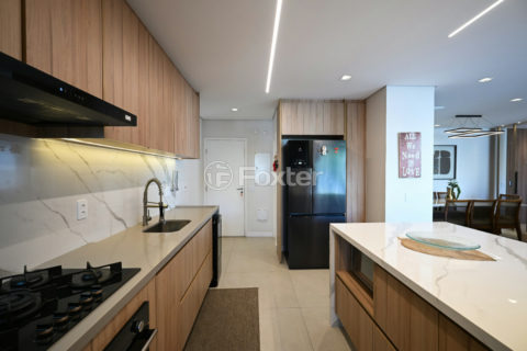 Image 9 - 1031849