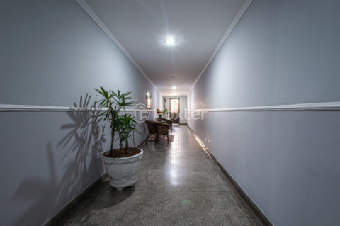 Image 31 - 1031851