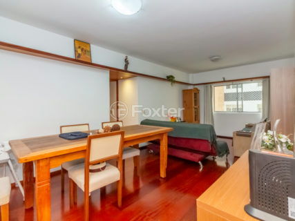 Image 7 - 1031853