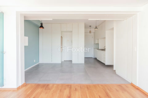 Image 7 - 1031856