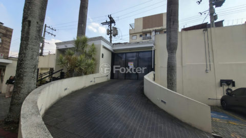 Image 4 - 1031858