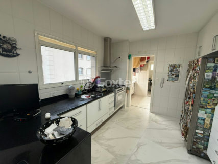 Image 25 - 1031866