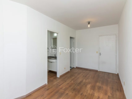Image 3 - 1031870