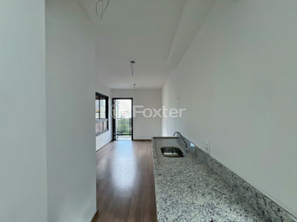 Image 6 - 1031872