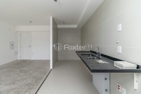 Image 29 - 1031873
