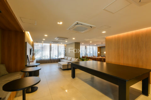 Image 21 - 1031876