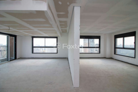 Image 7 - 1031878