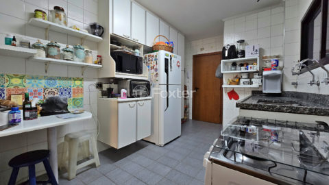 Image 37 - 1031889