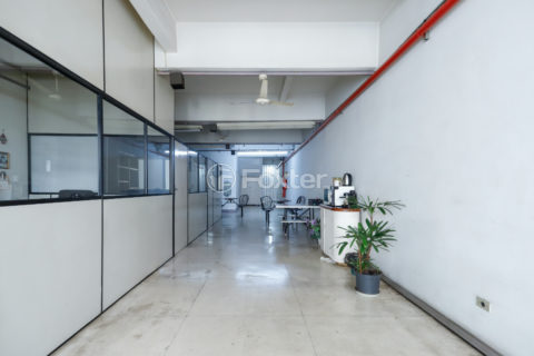 Image 2 - 1031890