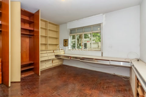 Image 32 - 1031895