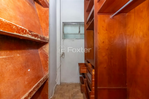 Image 31 - 1031895