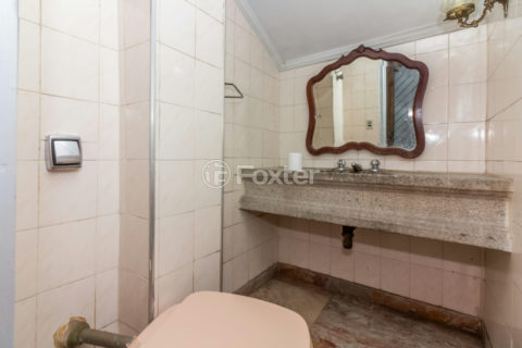 Image 14 - 1031895