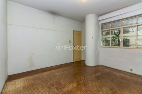 Image 37 - 1031895