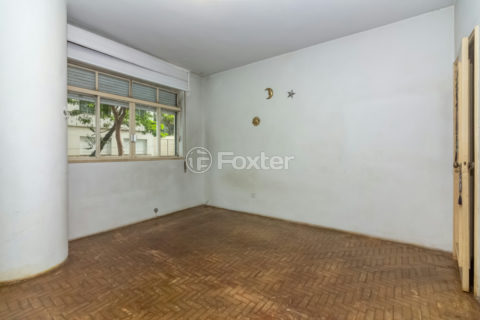 Image 38 - 1031895