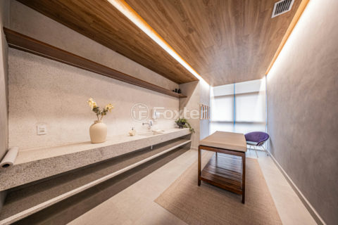 Image 32 - 1031907