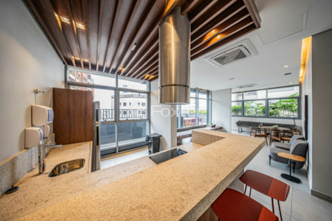 Image 28 - 1031907