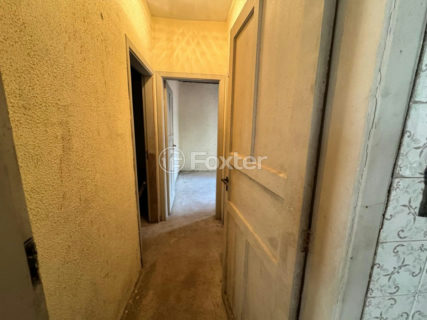 Image 8 - 1031912