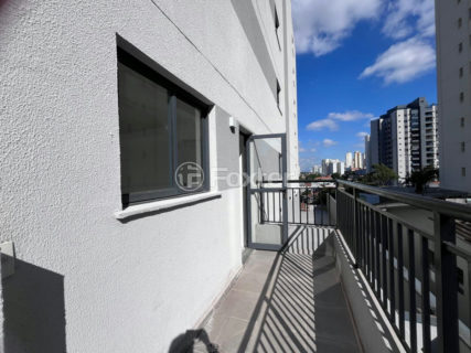 Image 32 - 1031915