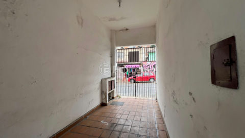 Image 14 - 1031921