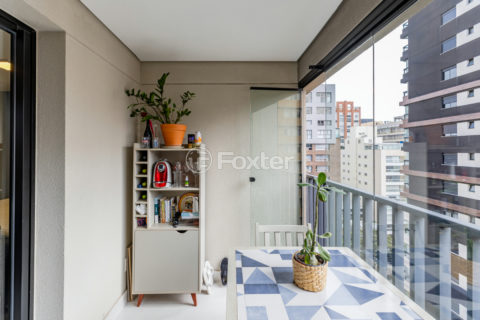 Image 17 - 1031924