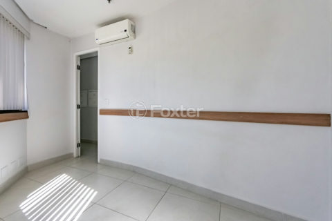 Image 7 - 1031929