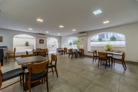 Image 37 - 1031932