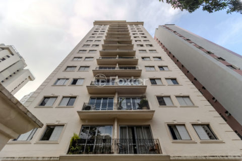 Image 32 - 1031932