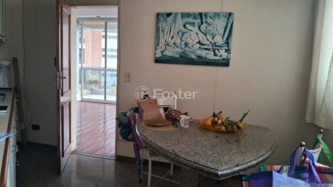 Image 7 - 1031941