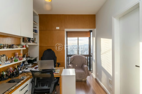 Image 36 - 1031943