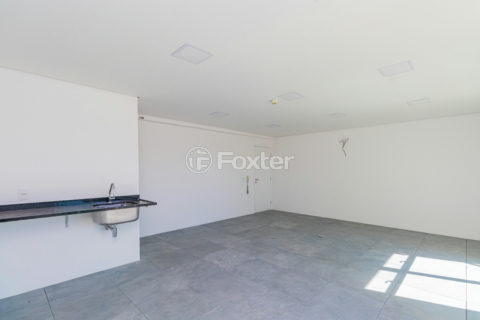 Image 3 - 1031944
