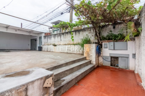 Image 17 - 1031946