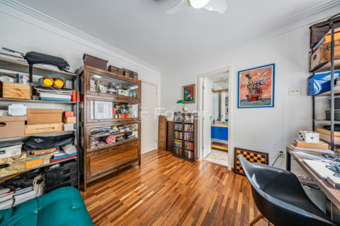 Image 37 - 1031950