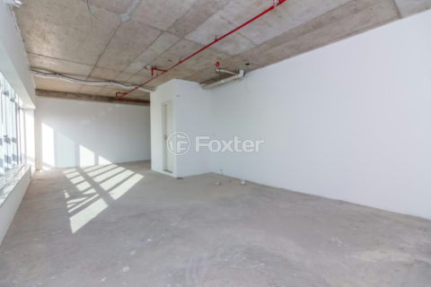 Image 29 - 1031952