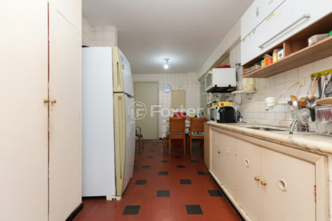 Image 15 - 1031953