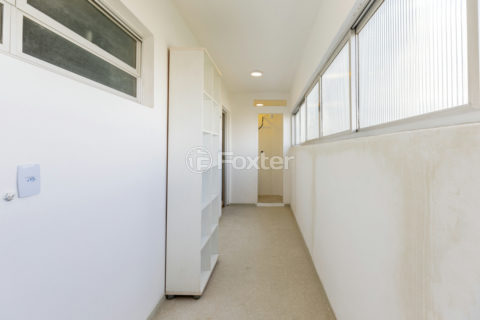 Image 16 - 1031959