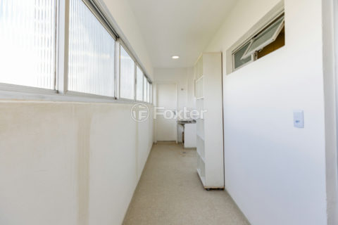 Image 17 - 1031959